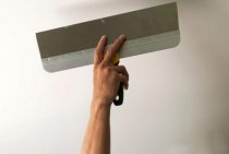 Comment mastiquer le plafond de vos propres mains