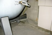 Pourquoi et comment mettre à la terre un bain dans un appartement ou une maison privée de vos propres mains