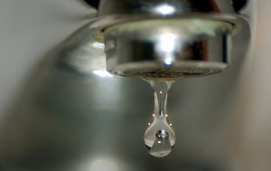 Problèmes de pression dans le réseau d'alimentation en eau: déterminer les causes et les éliminer