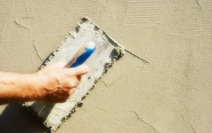 Après avoir fini de plâtrer les murs, que faut-il faire avant de finir?