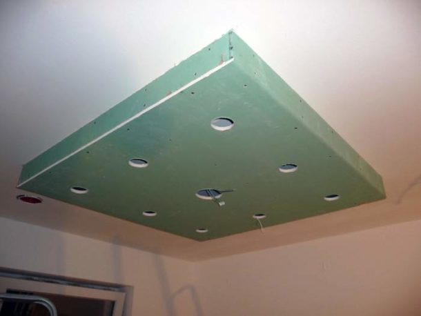 Structure de plafond pour luminaires encastrés