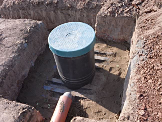 La pompe pour pomper l'eau du sous-sol et son rôle dans l'organisation du drainage automatique du sous-sol