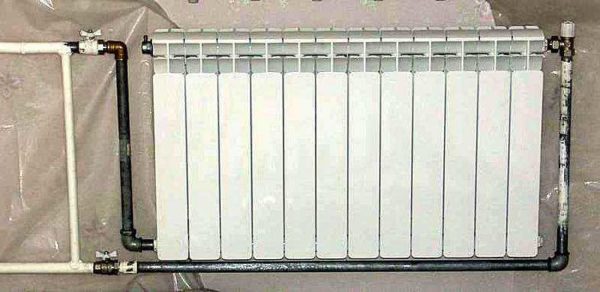 Attacher un radiateur de chauffage aux normes et exigences, instructions étape par étape, conseils