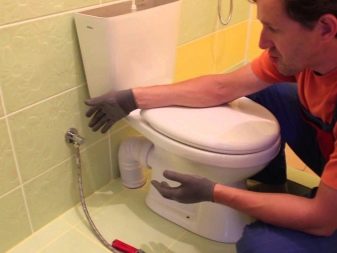 Installation de toilettes à faire soi-même