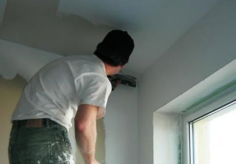 Matériaux pour imperméabiliser le plafond de l'appartement, astuces et nuances