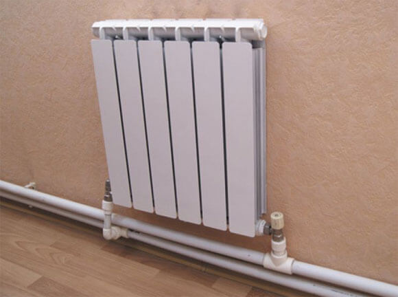 Attacher un radiateur de chauffage aux normes et exigences, instructions étape par étape, conseils