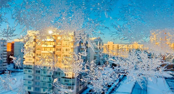 Comment isoler les fenêtres en bois pour les matériaux efficaces en hiver